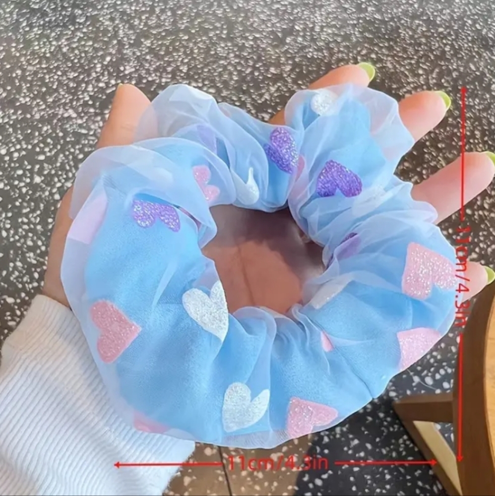 Humble Heart Scrunchie Set - Picture 3 of 5